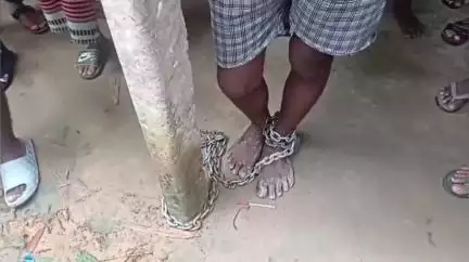 সোনামুড়া: বাইক চোরকে আটক করে মাথা ন্যাড়া  করে পুলিশ হাতে তুলে দিলেন স্থানীয়রা, ঘটনা বড়ঢেপা এলাকায়