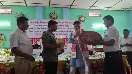 উত্তৰ লক্ষীমপুৰ: নগৰত বিদ্যালয় সমূহৰ পৰিদৰ্শকৰ কাৰ্য্যালয় সভাকক্ষত কৃতী ছাত্ৰ ছাত্ৰীক সম্বৰ্ধনা, উপস্থিত বিধায়ক মানৱ ডেকা