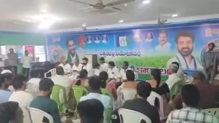 సత్తెనపల్లిలో మాజీ ముఖ్యమంత్రి జగన్ పర్యటన విజయవంతం చేయాలని పిలుపునిచ్చిన పార్టీ శ్రేణుల