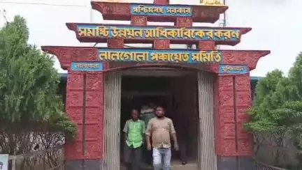 লালগোলা: ১০ দফা দাবি নিয়ে লালগোলায় ডেপুটেশন  অগ্রগামী মহিলা সমিতির নেতৃত্বে সরব জনস্বার্থের প্রশ্ন