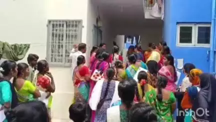 చిలకలూరిపేట పట్టణంలో ఉచిత ఫ్యాన్ల పంపిణీ పై గందరగోళం
