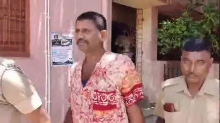 খয়রাশোল: খয়রাশোলের জোড়া বটতলার কাছে মাদকসহ গ্রেপ্তার পাচারকারী, ধৃতকে ৭ দিনের পুলিশি হেফাজতের নির্দেশ আদালতের