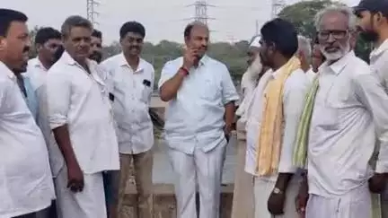 గద్వాల్: జూరాల ప్రాజెక్టు కుడి కాలువకు నీటిని విడుదల చేసిన:ఎమ్మెల్యే బండ్ల కృష్ణమోహన్ రెడ్డి