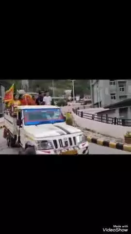 सतपुली: गंगा स्नान हरिद्वार के बाद आदिशक्ति मां भुवनेश्वरी की डोली यात्रा आज शाम 6 बजे हंस अस्पताल चमोली सैण पहुंची