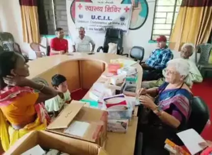 पोटका: डोमजुड़ी में रेड क्रॉस के साथ UISL ने लगाया स्वास्थ्य व नेत्र जांच शिविर, 40 ग्रामीणों को मिला लाभ