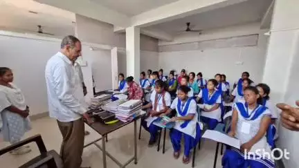 हिरणपुर: जिला कौशल पदाधिकारी ने मोहनपुर सहित अन्य कौशल प्रशिक्षण केंद्रों का निरीक्षण किया
