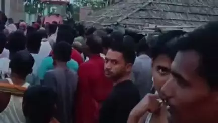 जोगापट्टी: ननकार गांव में अतिक्रमण हटाने गए अधिकारियों को ग्रामीणों के विरोध का सामना करना पड़ा, वापस लौटे, वीडियो वायरल #viral