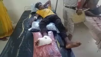 सिहावल: सीधी जिले के बिठौली में ऑटो और बाइक की टक्कर, बाइक चालक घायल