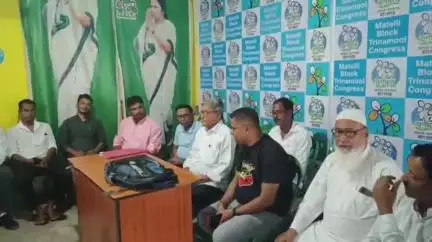 ধূপগুড়ি: বাতাবাড়ি ফার্ম বাজারে একটি প্রস্তুতি সভা করল তৃণমূলের সংখ্যালঘু সেলের ব্লক কমিটি