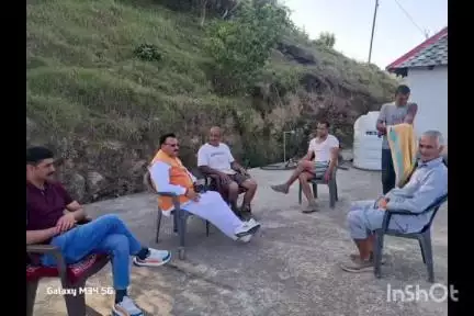 रिवालसर: विधायक इंद्र सिंह गांधी ने बटाहन पंचायत का दौरा किया, जनता की समस्याओं को हल करने का दिया आश्वासन