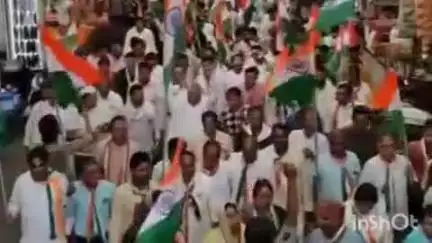 सीहोर नगर: सीहोर में सेना के सम्मान में निकली तिरंगा यात्रा, कांग्रेस जिलाध्यक्ष गुजराती ने कहा- देश के वीर जवानों पर गर्व है