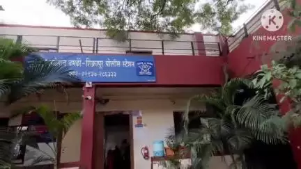 शिरूर: तळेगाव ढमढेरे येथे अज्ञात आरोपीने डीपीमधील तांब्याच्या तारा चोरून नेत केले 40 हजाराचे नुकसान