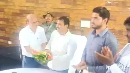 मांडू: मांडू विधायक तिवारी महतो ने मांडू प्रखंड मुख्यालय में जनता दरबार का आयोजन किया