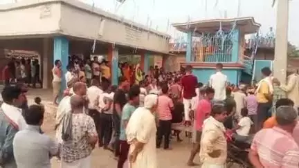 दुर्गावती: पिपरिया मोड़ के पास NH-19 पर ट्रक की टक्कर से बाइक सवार दो युवकों की हुई मौत, शव गांव पहुंचते ही मचा कोहराम