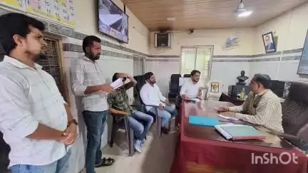 अलिबाग: शाळकरी विद्यार्थ्यांच्या सुरक्षित प्रवासासाठी बससेवा सुरळीत व नियमित करावी
पुरोगामी युवक संघटनेचे एस.टी. विभागाला निवेदम