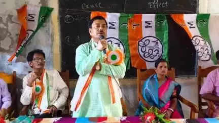 কেতুগ্রাম ১: তৃণমূলের কর্মী বৈঠক করা হল কেতুগ্রামে, বিধানসভা নির্বাচনকে সামনে রেখে পর্যালোচনা করা হয়, উপস্থিত বিধায়ক