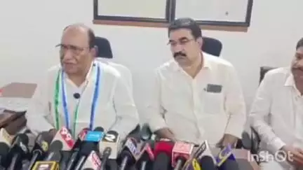 మంగళగిరి: అధికారం చేపట్టిన సంవత్సరంలో చంద్రబాబు ఏ ఒక్క హామీ నెరవేర్చలేదు వైసిపి గుంటూరు జిల్లా అధ్యక్షుడు, మాజీ మంత్రి రాంబాబు
