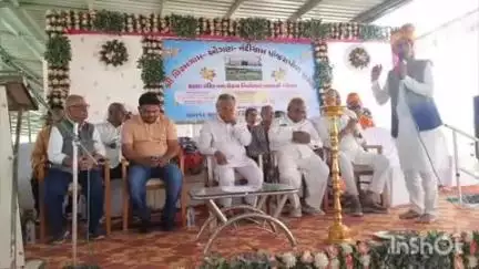 વિરમગામ: ઓગણવીડ ખાતે પશુઓ રહી શકે તે માટેના આશ્રયસ્થાનનું ઉદ્ઘાટન સમારંભ યોજાયો, કેબિનેટ મંત્રી કુંવરજી બાવળીયા ઉપસ્થિત રહ્યા