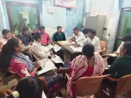 જાફરાબાદ: રાષ્ટ્રીય ક્ષય નિર્મૂલન કાર્યક્રમ અંતર્ગત તાલુકા બ્લોક અધિકારના માર્ગદર્શન હેઠળ જાફરાબાદ પંથકમાં ટીબી મુક્ત માટે અભિયાન