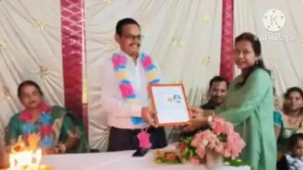 अडकी: सामुदायिक स्वास्थ्य केंद्र अड़की में कार्यरत कर्मचारी को दी गई विदाई