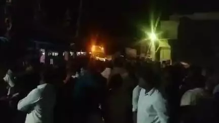 கெங்கவல்லி: உலிபுரம் சாவடி ஜல்லிக்கட்டு போட்டி நடத்அனுமதிவழங்காத மாவட்ட நிர்வாகத்தை கண்டித்து 100க்கும் மேற்பட்ட கிராம மக்கள் சாலை மறியல்#localissue