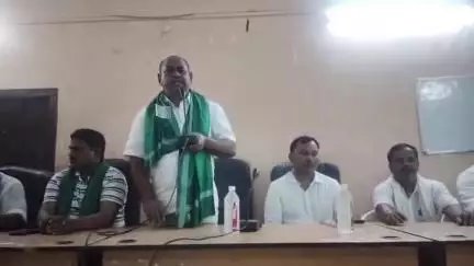 अगिआंव: तरारी में निर्विरोध बने राम इश्वर प्रखंड राजद अध्यक्ष, प्रमाणपत्र प्रदान किया गया