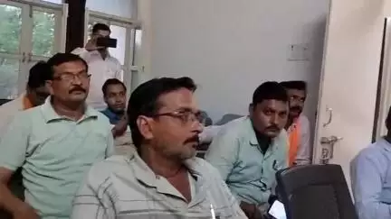 मोठ: गुरसराय में हिंदी पत्रकारिता दिवस पर क्षेत्रीय विधायक ने पत्रकारों को सम्मानित किया