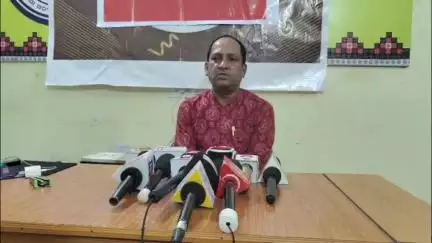 ଓରିଏଣ୍ଟ: ସାମାଜିକ କର୍ମୀ ଜ୍ଞାନେନ୍ଦ୍ର ବେହେରାଙ୍କ ଉପରେ ହୋଇଥିବା ଆକ୍ରମଣକୁ ନେଇ ଝାରସୁଗୁଡାରେ ଏକ ସାମ୍ବାଦିକ ସମ୍ମିଳନୀ ଅନୁଷ୍ଠିତ