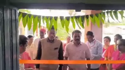 ಬಾಗೇಪಲ್ಲಿ: ಪಟ್ಟಣದಲ್ಲಿ ಪಿಎಂಶ್ರೀ ಶಾಲೆ ಪುನರಾರಂಭಕ್ಕೆ ಡಿಡಿಪಿಐ ಮುನಿಕೆಂಪೇಗೌಡ ಚಾಲನೆ