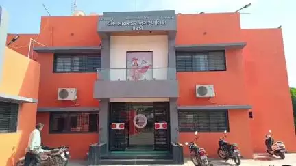 દસાડા: પાટડી ગેસ ગળતર કેસમાં ફરાર આરોપીઓને આશરો આપનાર સામે કડક કાર્યવાહીની ચેતવણી