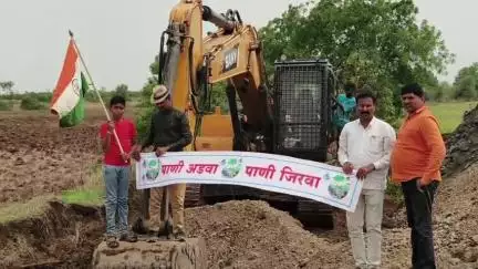 अंबड: भालगाव शिवारात खोलीकरणाचे काम सुरु