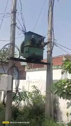 ग्राम बीबीपुर में 2 दिन से ट्रांसफार्मर फुक हुआ है हम चाहते हैं कि जल्द से जल्द ट्रांसफार्मर बदला जाए
