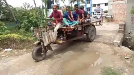 মথুরাপুর ২: বিষ খেয়ে আত্মঘাতী যুবকের দেহ ময়নাতদন্তের জন্য পাঠানো হল মর্গে