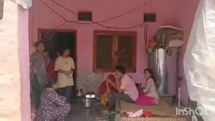 धौलाना: गांव खेड़ा में घर में सो रही 19 वर्षीय लड़की को कोमन करेत सांप ने डसा, उपचार के दौरान लड़की की मौत