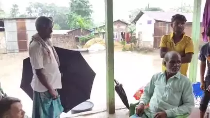 লক্ষীপুৰ: পশ্চিম গোৱালপাৰাৰ ৰৌমাৰীত উপনৈৰ বৰষুণৰ বাঢ়নি পানীত পৰি এগৰাকী স্কুলীয়া ছাত্ৰৰ মৃত্যু হয়