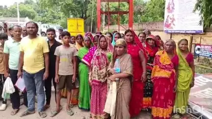 लखीसराय: सदर प्रखंड क्षेत्र के नीरपुर गांव में आम रास्ता को लेकर विवाद, ग्रामीणों ने नगर थाने में दी शिकायत #jansamasya