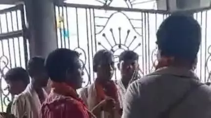 মুরারই ১: আমভুয়া গ্রামে হরিনাম সংকীর্তনের মাধ্যমে করা হলো ধুলোট অনুষ্ঠান