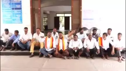 ಶಿವಮೊಗ್ಗ: ಕನ್ನಡ ಭಾಷೆ ಬಗ್ಗೆ ವಿವಾದಾತ್ಮಕ ಹೇಳಿಕೆ, ನಟ ಕಮಲ್ ಹಾಸನ್ ವಿರುದ್ಧ ನಗರದಲ್ಲಿ ಕರುನಾಡು ಸಂರಕ್ಷಣಾ ವೇದಿಕೆ ಪ್ರತಿಭಟನೆ