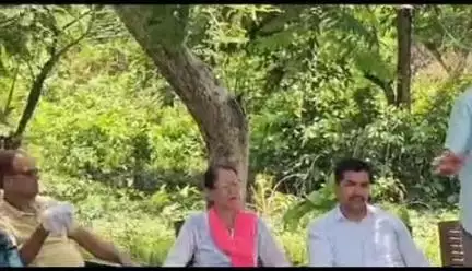 ऋषिकेश: साहबनगर में आमजनता और कांग्रेस कार्यकर्ताओं के बीच अहम बैठक हुई, संगठन की मजबूती पर चर्चा की गई