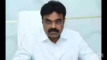 తుఫాన్ హెచ్చరిక నేపథ్యంలో గ్రామస్థాయిలో విపత్తు నిర్వహణ కమిటీలు అధికారులు ఏర్పాటు చేయాలి: బాపట్ల కలెక్టరి వెంకట మురళి
