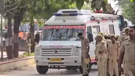 હિંમતનગર: હિંમતનગર નગરપાલિકાના ફાયર બ્રિગેડ વિભાગ દ્વારા 4:45 કલાકે વોર્નિંગ સાયરન વગાડવામાં આવ્યું