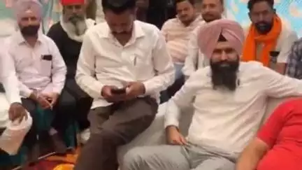 ਪੱਟੀ: ਪਿੰਡ ਬੁਰਜ਼ ਰਾਏ ਕੇ ਵਿਖੇ ਨਸ਼ਾ ਮੁਕਤੀ ਯਾਤਰਾ ਦੇ ਤਹਿਤ ਪ੍ਰੋਗਰਾਮ ਆਯੋਜਿਤ ਪੁਹੰਚੇ ਕੈਬਨਿਟ ਮੰਤਰੀ ਲਾਲਜੀਤ ਸਿੰਘ ਭੁੱਲਰ