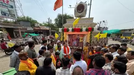 दिग्रस: शहरातील छत्रपती शिवाजी महाराज चौक येथे राजमाता अहिल्यादेवी होळकर जयंती साजरी, खासदार संजय देशमुख यांची उपस्थिती