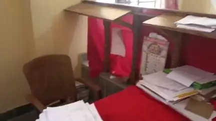 लिधौरा: तहसील लिधौरा में कर्मचारियों की लापरवाही से किसानों का हाल बेहाल #jansamasya