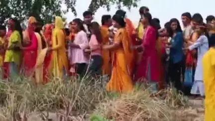 आंदर: चित्तौड़ मठिया गांव में श्री सीताराम सह श्री रुद्रमहायज्ञ के लिए निकाली गई कलश यात्रा