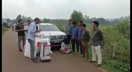 పెదబయలు మండలం సీతగుంట వద్ద వాహనాల తనిఖీల్లో 170 కేజీల గంజాయి స్వాధీనం ఒకరి అరెస్టు ఎస్సై కొల్లి రమణ