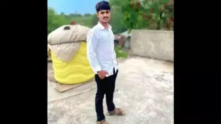 अंबड: डोमलगाव येथे गोदावरी नदीत पोहण्यासाठी गेलेल्या तरुणाचा गोदावरी नदी पात्रात बुडून दुर्दैवी मृत्यू...