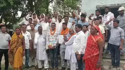 हसनगंज: रामपुर मनरेगा भवन में राजद सांगठनिक चुनाव में प्रखंड अध्यक्ष का चुनाव संपन्न