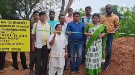 রঘুনাথপুর ১: বাবুগ্রাম PHCতে কমিউনিটি টয়লেট ও সোলার পাম্প প্রোজেক্টের ফিতে কেটে উদ্বোধন করলেন ZPসদস্য স্বরস্বতী বাউরি #jansamasya
