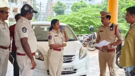 పెందుర్తి: పెందుర్తి పోలీస్ స్టేషన్ పరిధిలో కానిస్టేబుల్ రాత పరీక్ష కేంద్రాలను పరిశీలించిన డిప్యూటీ  పోలీస్ కమిషనర్ మేరీప్రశాంతి